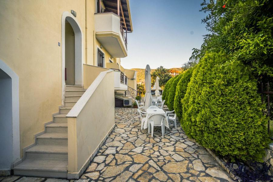 Villa Karolina Tsogkas Sívota エクステリア 写真